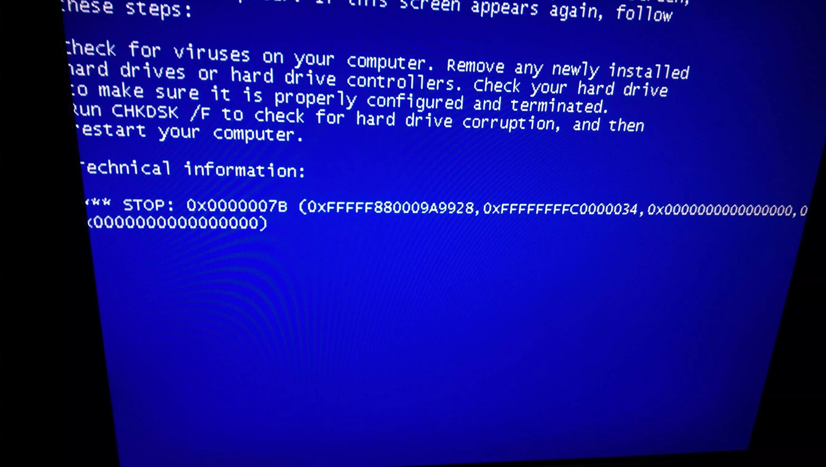 Синий экран при установки драйвера. Экран смерти Windows XP. Синий экран Windows XP. Ошибка на компьютере. Экран смерти Windows 7.