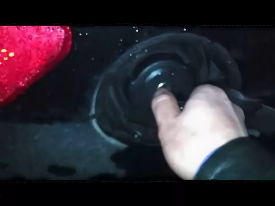 Наконец-то теперь открывается лючок бензобака. - Peugeot 406, 2 л, 2003 года сво