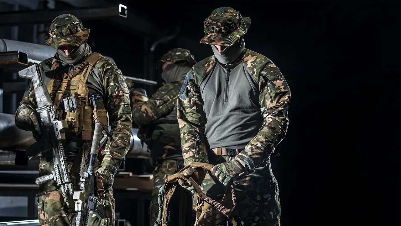 Under armour логотип. Знак андер армор. Ундер амур логотип. Бренды спортивной одежды логотипы. Jbl under armour логотип.