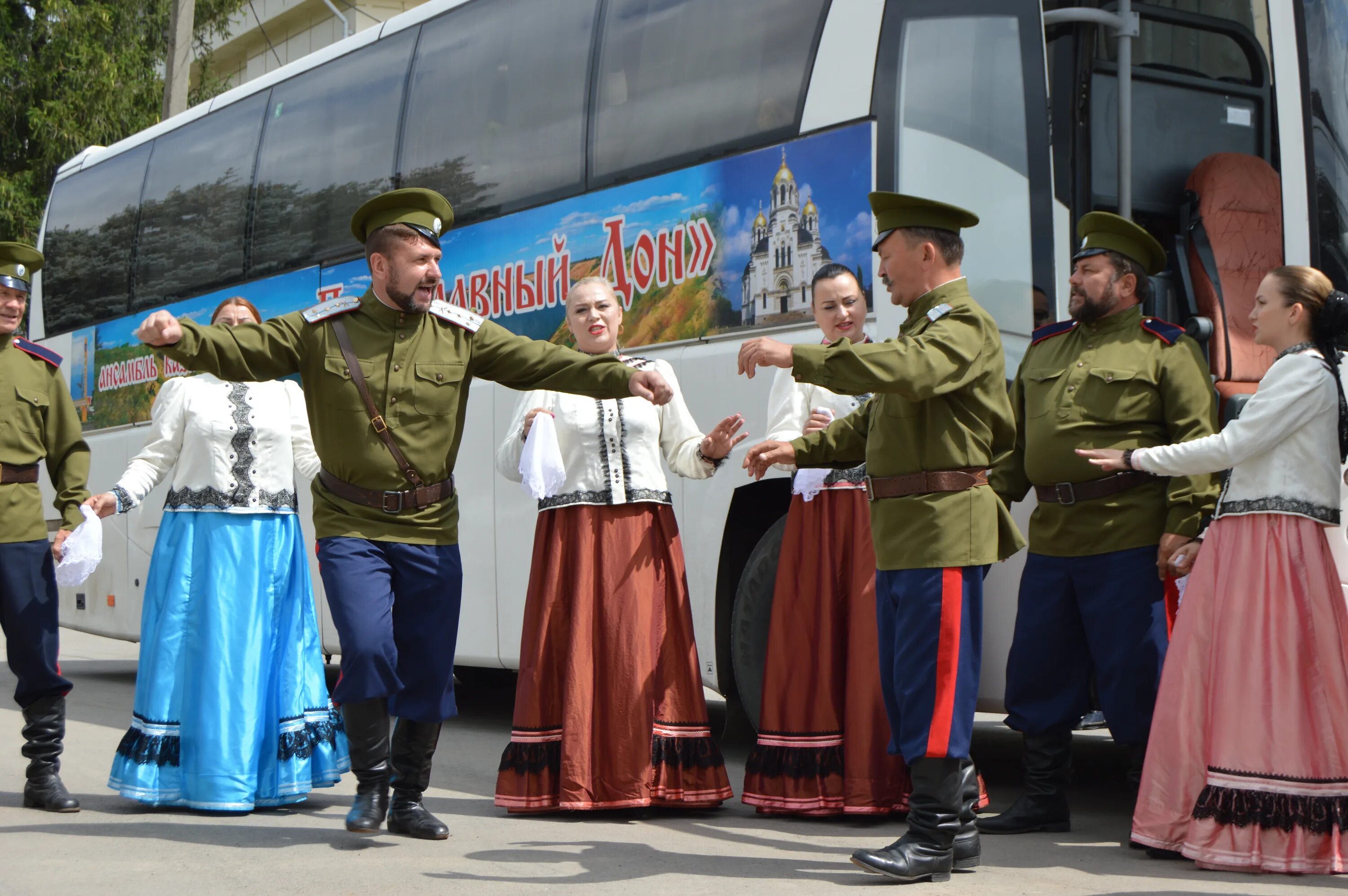 Ансамбль православный дон. Казачий ансамбль православный Дон. Казачий круг ансамбль. Боковская казачий ансамбль. Православный Дон Боковская.