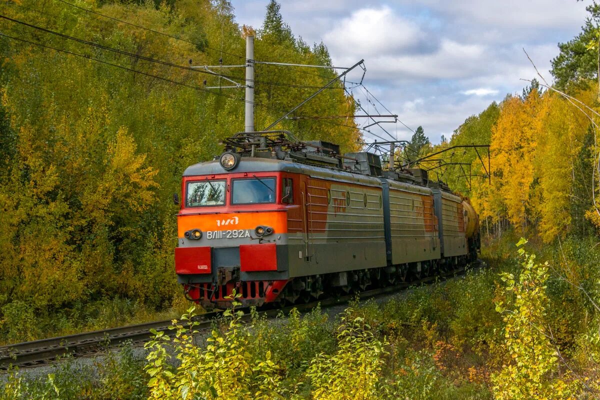 Станция сан донато. Вл11. сан-донато (станция). электровоз вл11 красный. станция сан донато нижний тагил.