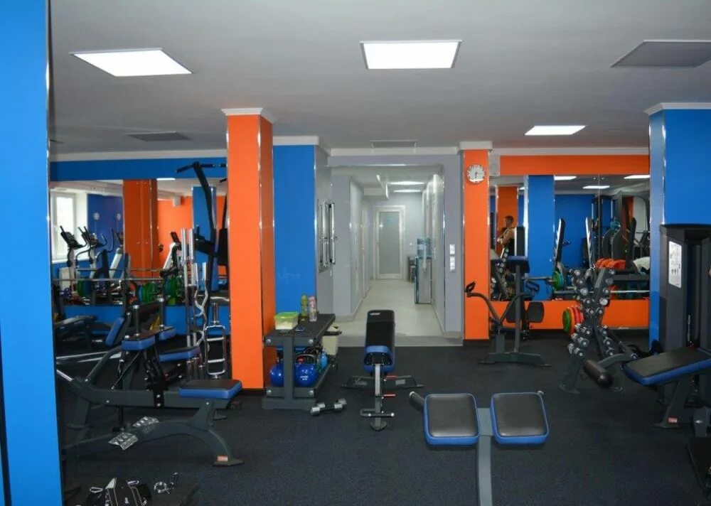 Спортзал скала пермь. Скала пермь тренажерный зал. Скала сыктывкар. Зал скала. Зал скала.