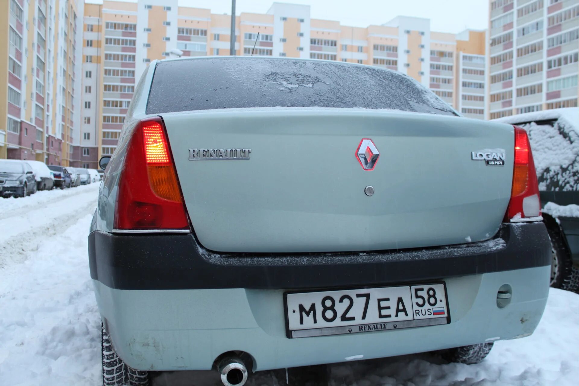 Как снять значок рено логан Подсветка логотипа Renault Megane II, 1,5 л, 2007 года тюнинг DRIVE2