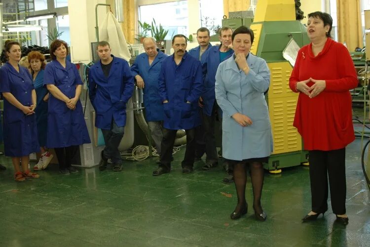 сайт фабрики парижская коммуна