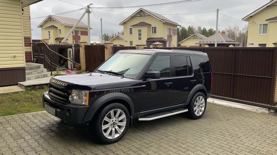 Дискавери диски купить. Ленд Ровер Дискавери r21. Land Rover Discovery 3 4.4 v8. Ленд Ровер Дискавери 3 v8. Land Rover Discovery 3 r20.