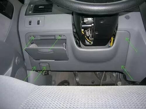 Как снять бардачок лачетти универсал 76. Подсветка левого бардачка. Chevrolet Lacetti Sedan, 1,4 л, 2012 года элект