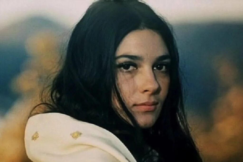 светлана тома актриса табор уходит. цыган лойко зобар. лойко зобар. светлана тома макар чудра. светлана тома табор уходит в небо.