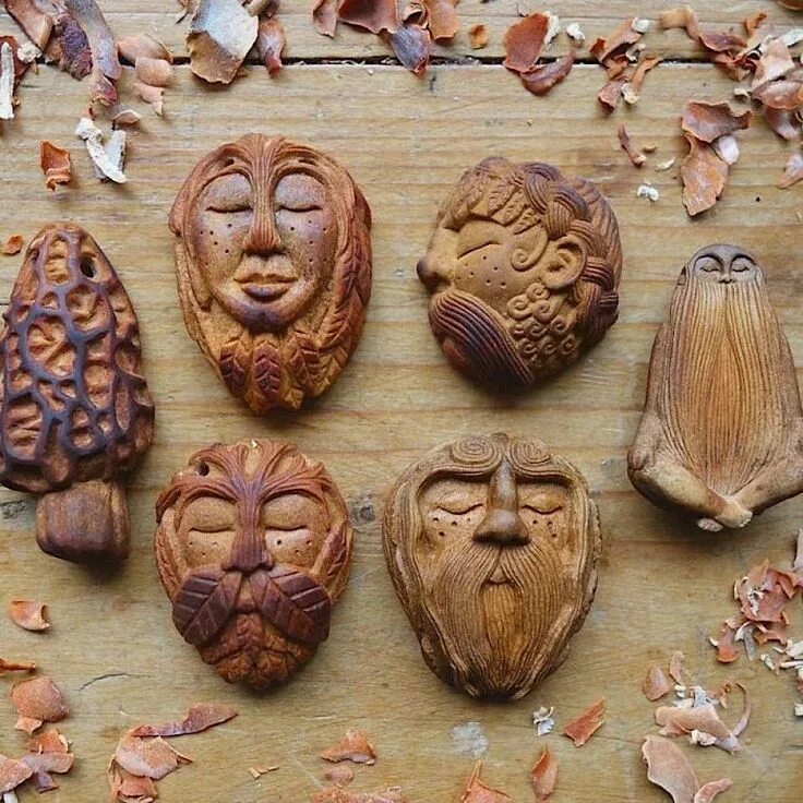 Резьба по косточке авокадо. Резьба на косточке авокадо. Jan Campbell авокадо. Natural face stone