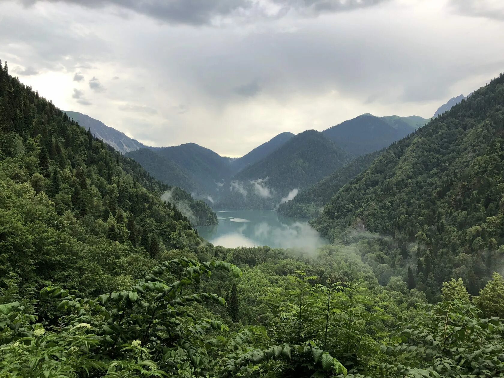 Экскурсия в абхазию из сочи. Абхазия экскурсии из сочи на 1 день. Сочи абхазия рица экскурсия. Экскурсия в абхазию из сочи. Экскурсия в абхазию из сочи.