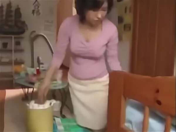 Подглядывание за мамой видео. Charming mom записи.