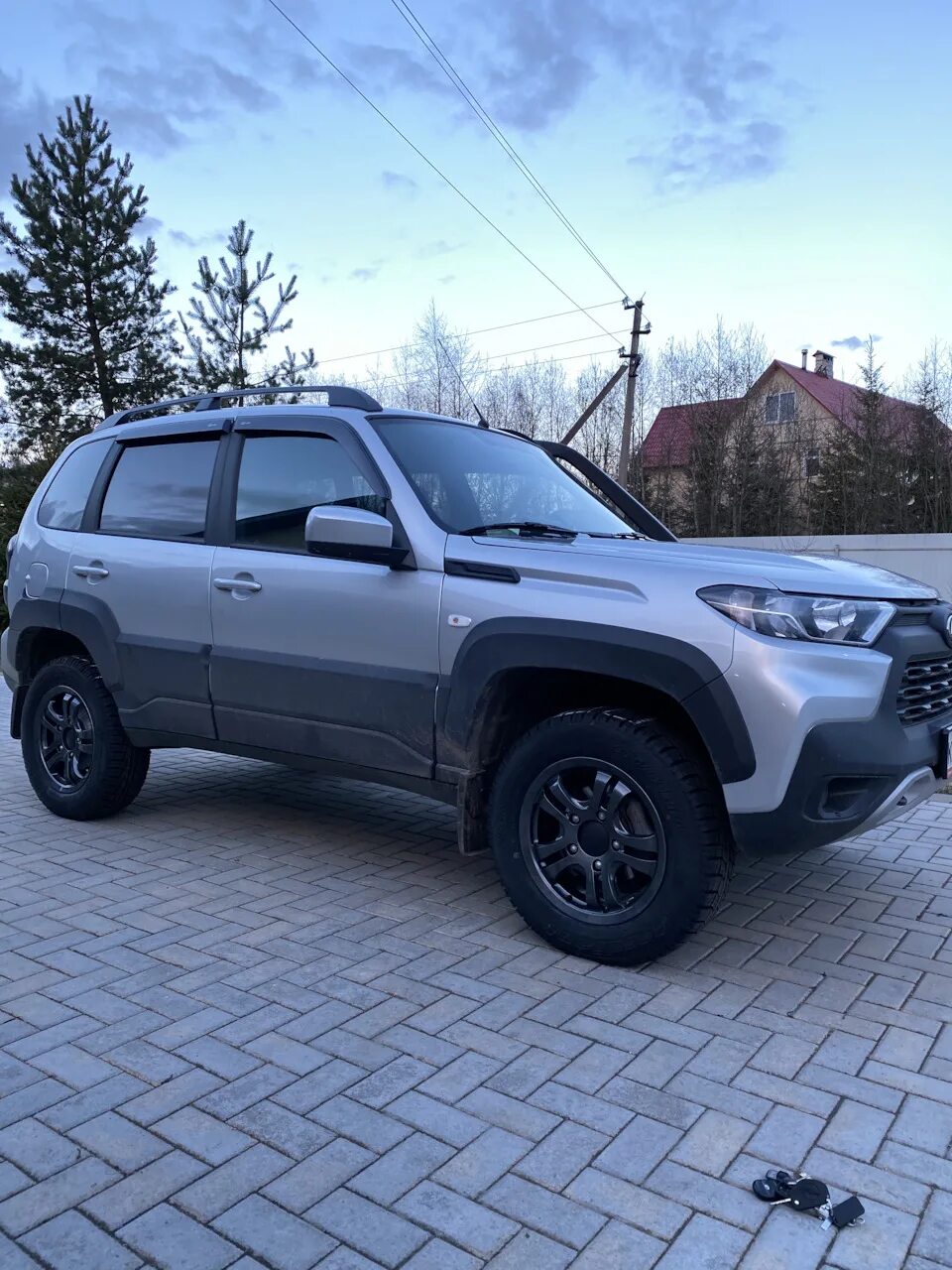 Ковры оригинальные Шеви Нива, Трэвл меняю на тушенку - Lada Niva Travel, 1,7 л, 