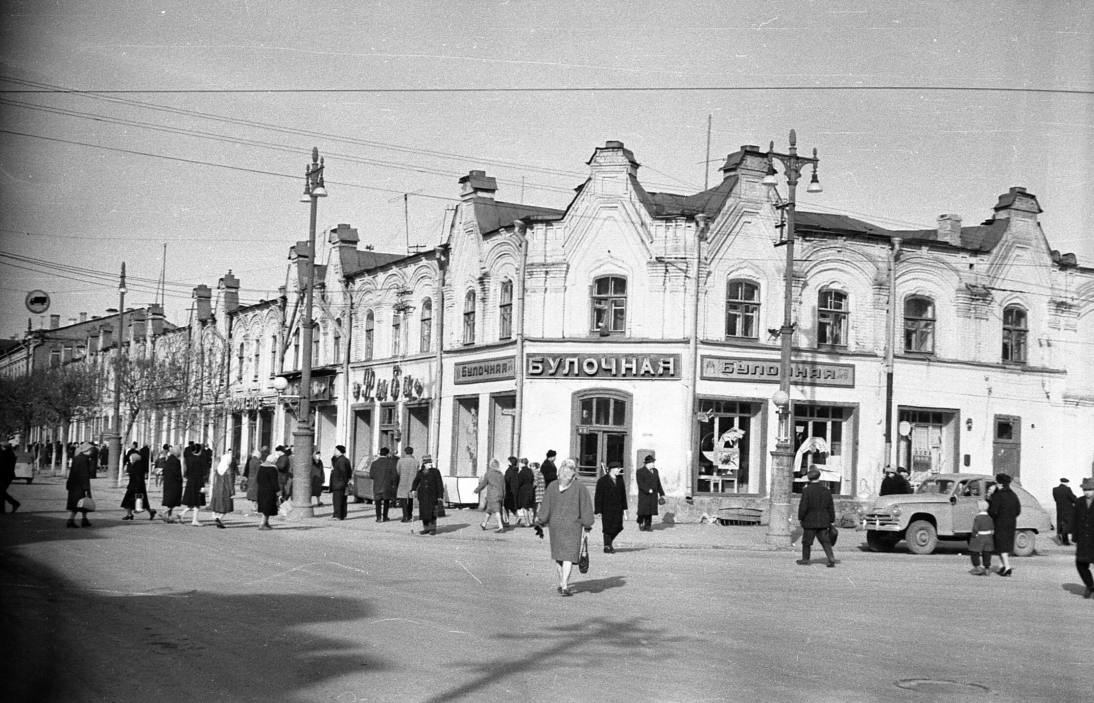 Улица саратовская 40. Саратов Московская 19 век. Улице Радищева Саратов СССР. Волжская улица старый Саратов. Саратов 20 век.