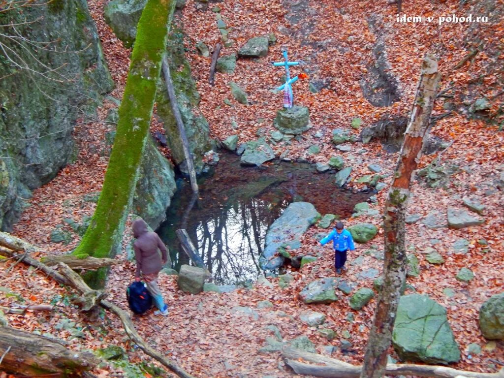 Топловский монастырь купели. Топловский монастырь в Крыму купели. 3 Купель Топловский монастырь. Топловский Свято-Троице Параскевиевский женский монастырь. Сайт топловского монастыря