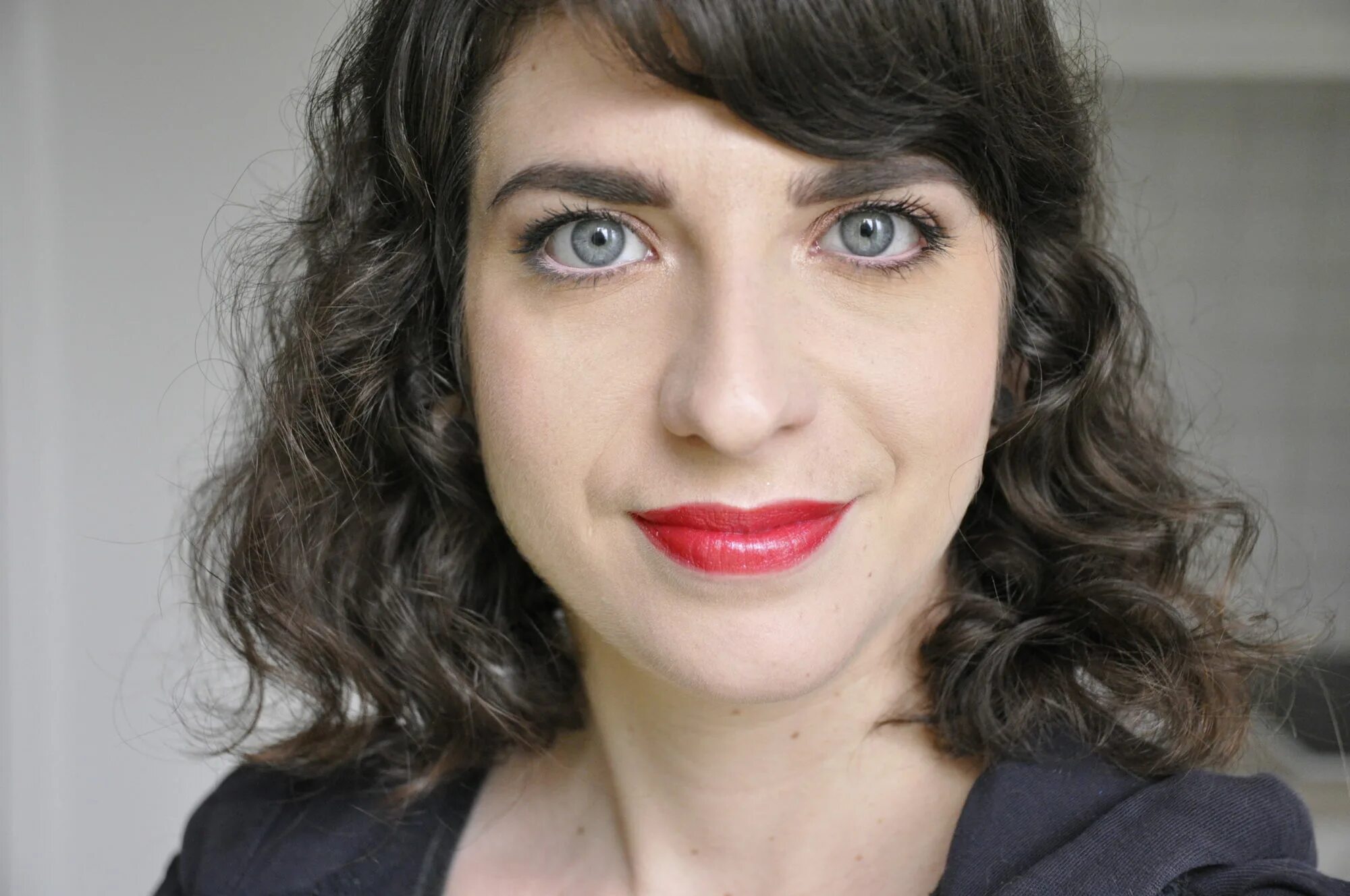 Est clair. Est clair. Est clair. Est clair. Claire downes.