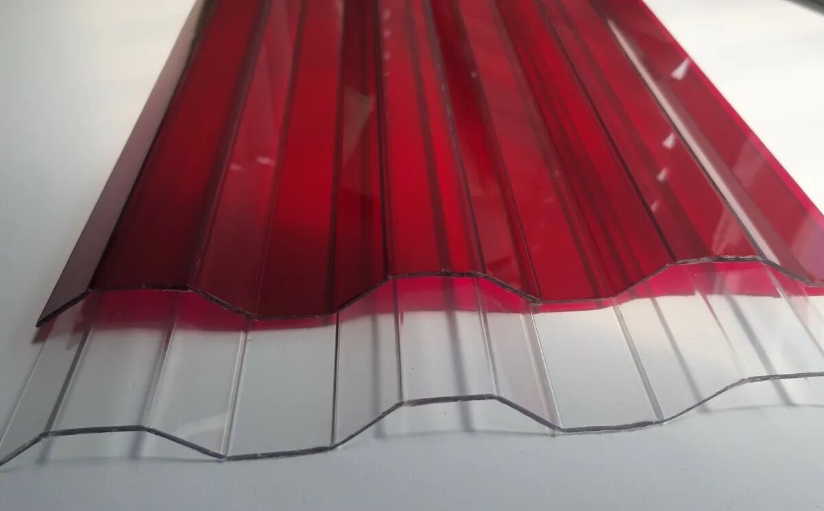 монолитный поликарбонат в архитектуре. монолитный поликарбонат полигаль. поликарбонатный навес. бронзовый монолитный поликарбонат. монолитный поликарбонат для навеса 4мм нагрузка на м2.