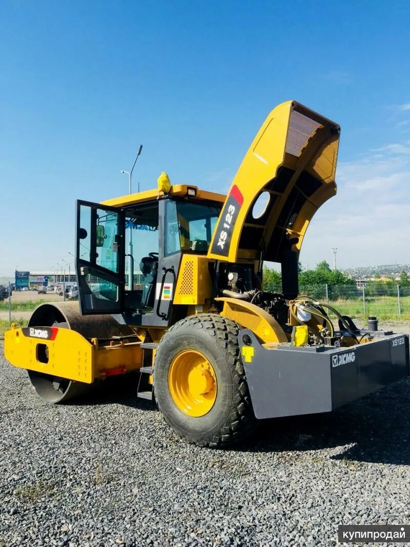 Виброкаток xcmg xs123. Каток xcmg xs143 заправочные ёмкости. Грунтовый каток xcmg xs 123. Каток xcmg xs123. Каток xcmg 123.