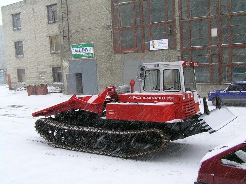 Купить трелевочный трактор. Трелевочный трактор МСН-10. Трактор трелевочник тт4. ТСН-4 трактор. Трактор трелевочный ТТ-4 СССР.