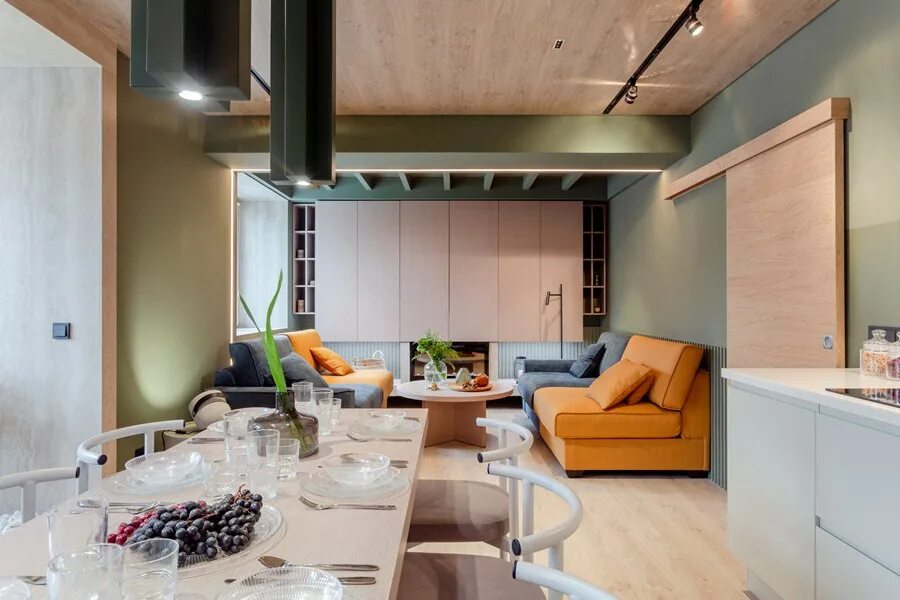 МАСТЕРСКАЯ ИНТЕРЬЕРОВ ВАРВАРЫ ЗЕЛЕНЕЦКОЙ TV Family room, Room interior, Wooden t