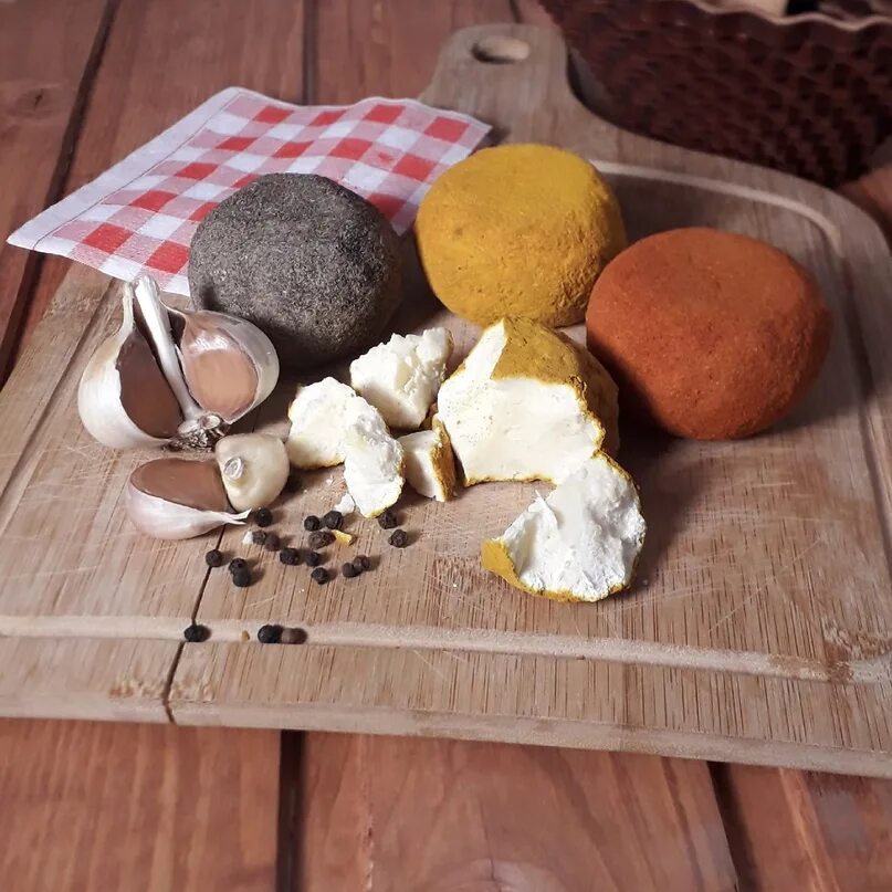 Сырдодыр. Сыр ручной работы. Сыр ручной работы. Сыр ручной работы. Сыр ручной работы.