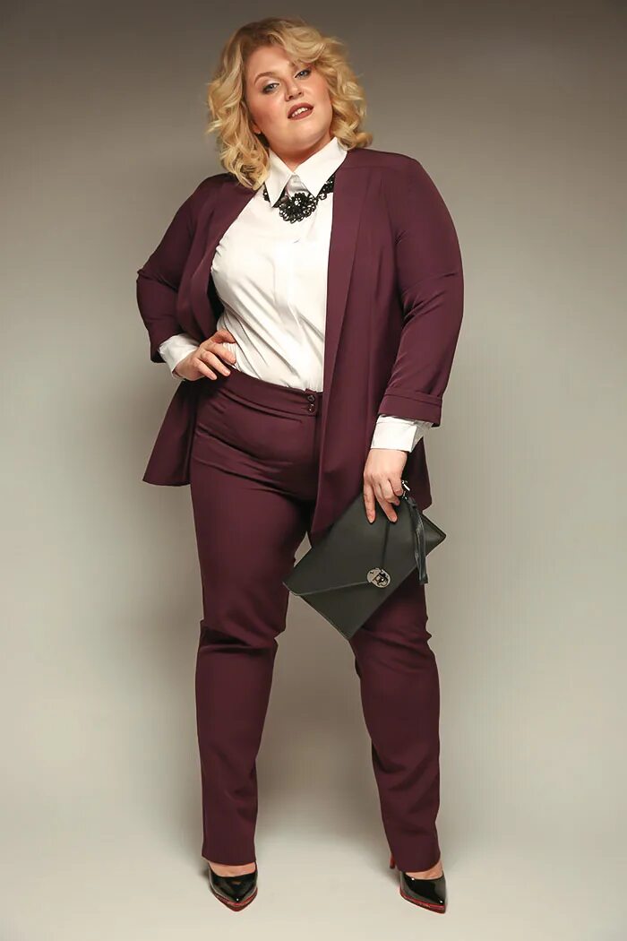 брючный костюм для полных женщин. костюм женский для полных женщин. нинель брючный костюм 2228. костюм брючный с жилетом 54 sumaya. брючные костюмы для полных женщин стильные.