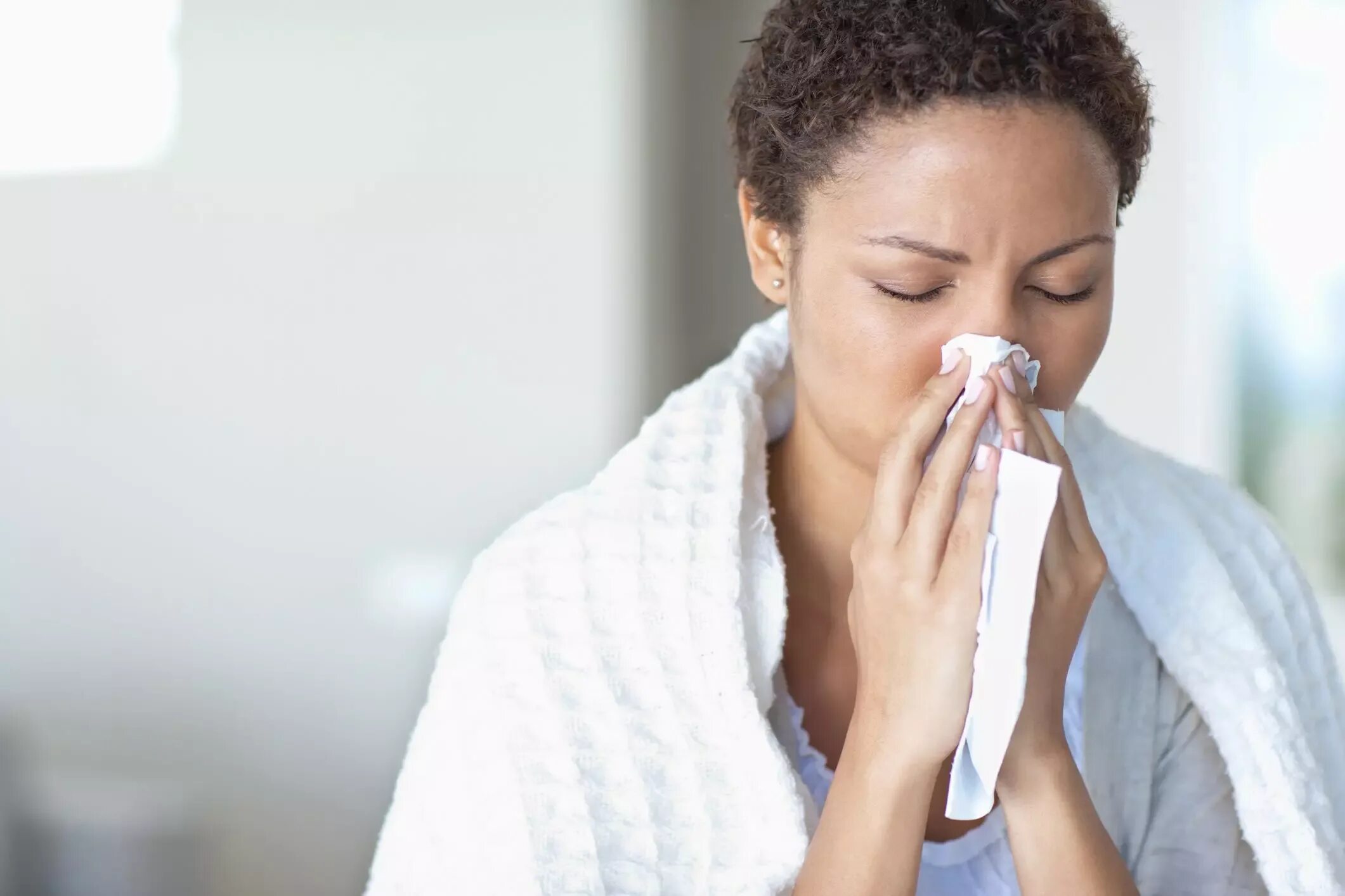 Flu эффект. Насморк и чихание, высокое давление при беременности. Flu топ.