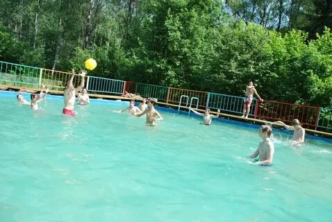 Лагерь для детей бассейн