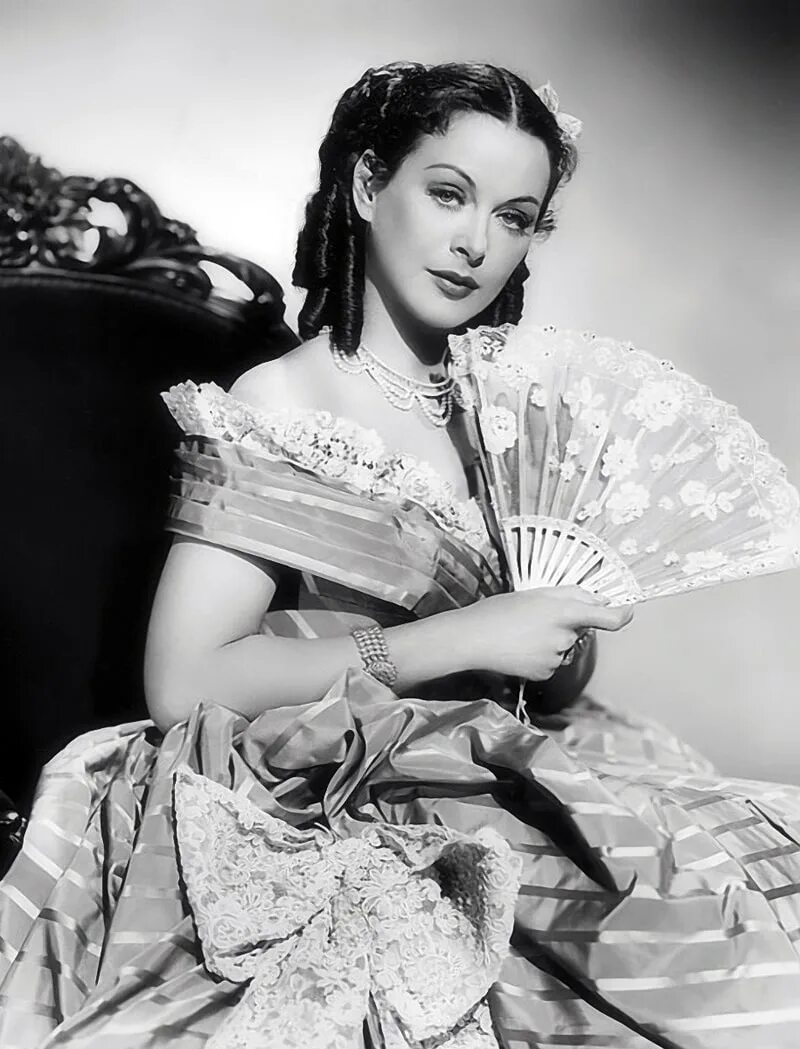 Хеди ламар изобретательница. Создательница вайфая хеди ламарр. Хеди ламарр. Хеди ламарр актриса и изобретатель. Хеди ламарр актриса и изобретатель.