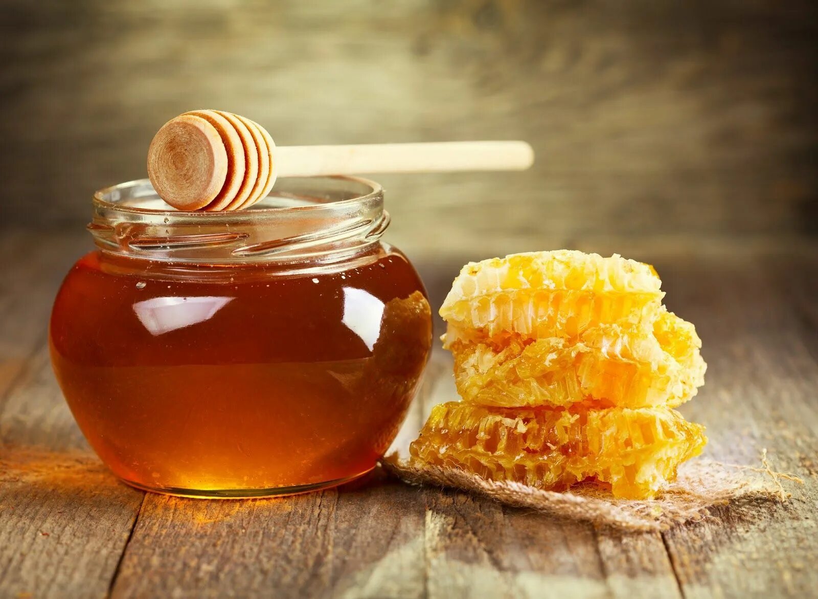 Honey com. Мед. Мёд натуральный. Мед в банке. Мёд и продукты пчеловодства.