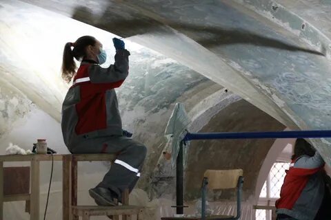 Ресторация работа