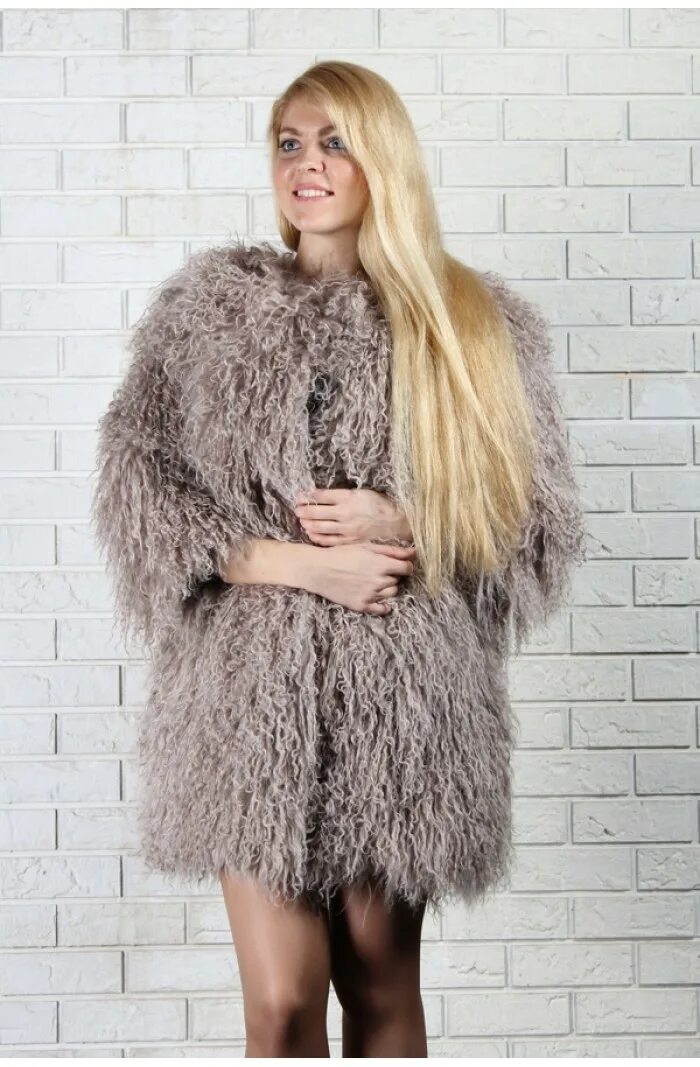 Шуба лама снежная королева. Королев шубы из ламы. Шуба из ламы. Королев шубы из ламы. Королев шубы из ламы.