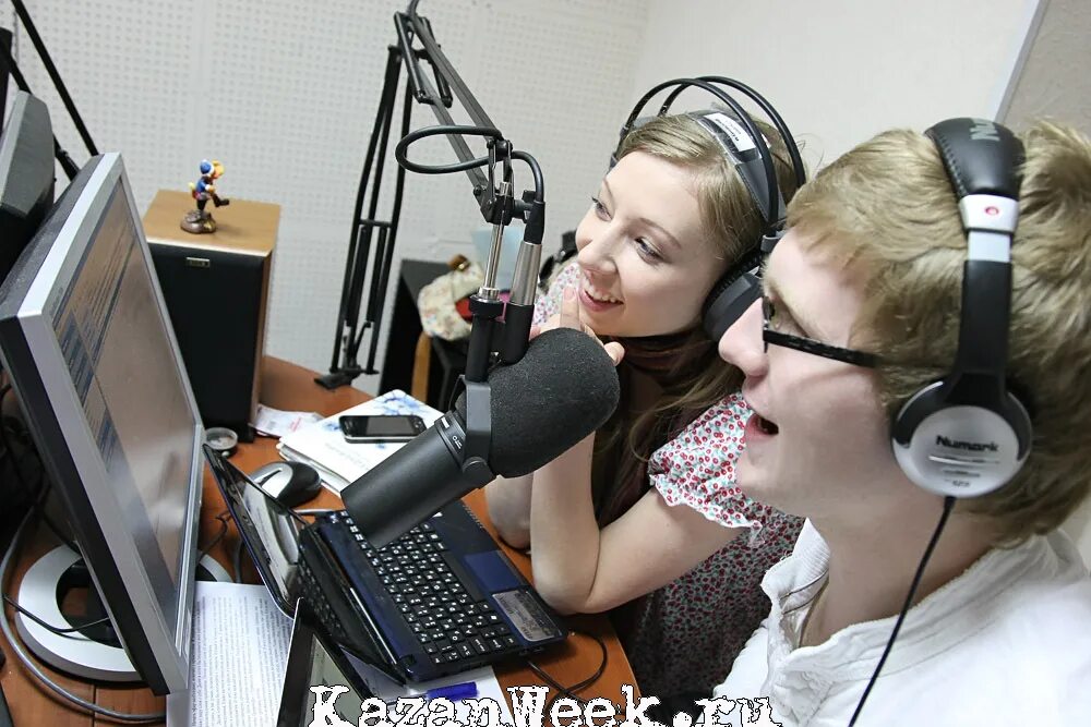 Программы школьного радио. Школьное радио. Программы школьного радио. Школьное радио. Школьное радио.