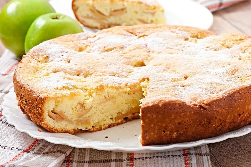 Бисквит с яблоками в духовке рецепт