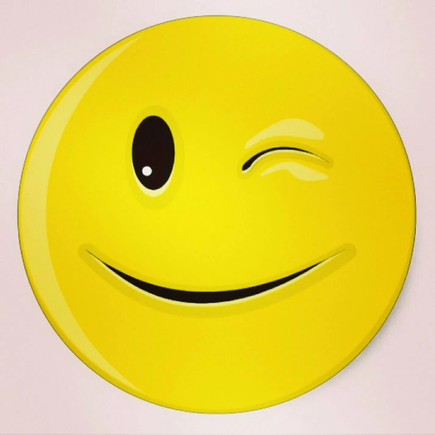 Смайлик улыбающийся оригинал. Смайл обычный. Смайл обычный. Смайл обычный. Смайли веселый и грусный.