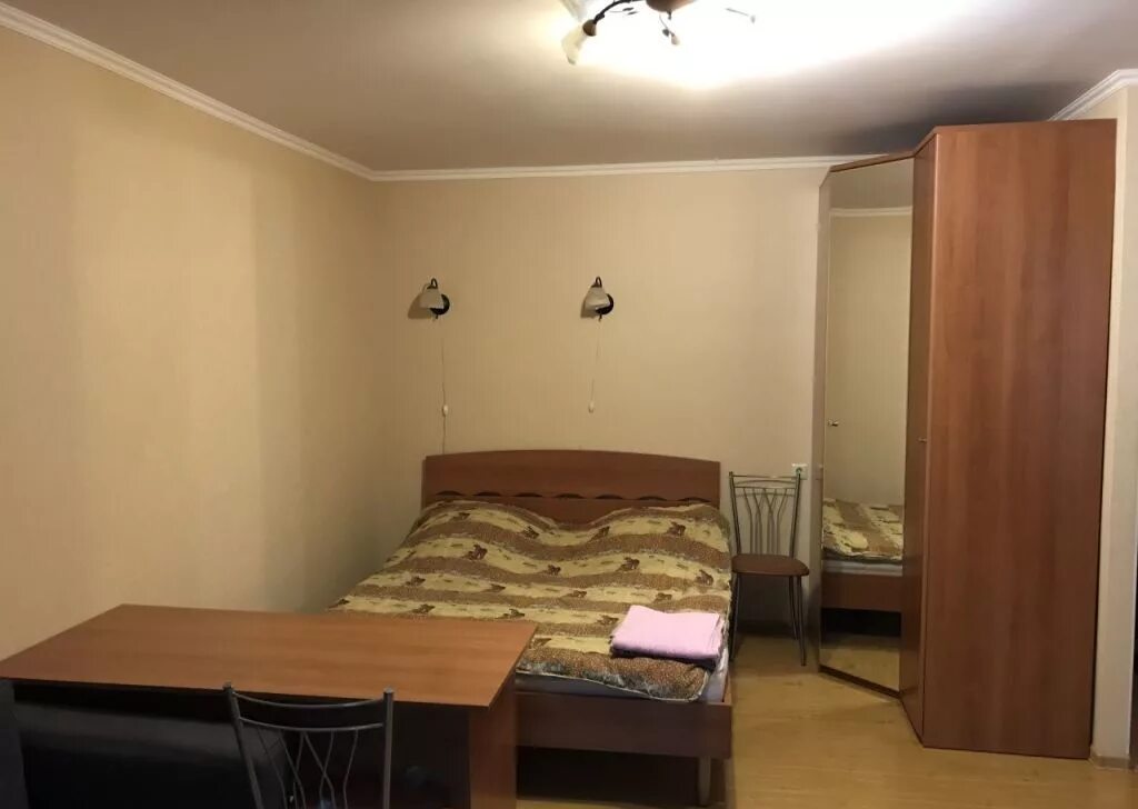 Квартира метро юго западная однокомнатная квартира. Купить квартиру на юго-западе москвы недорого. Однокомнатная суточная квартира. Квартира в аренду в г. Однокомнатная квартира на юго-западе москвы.