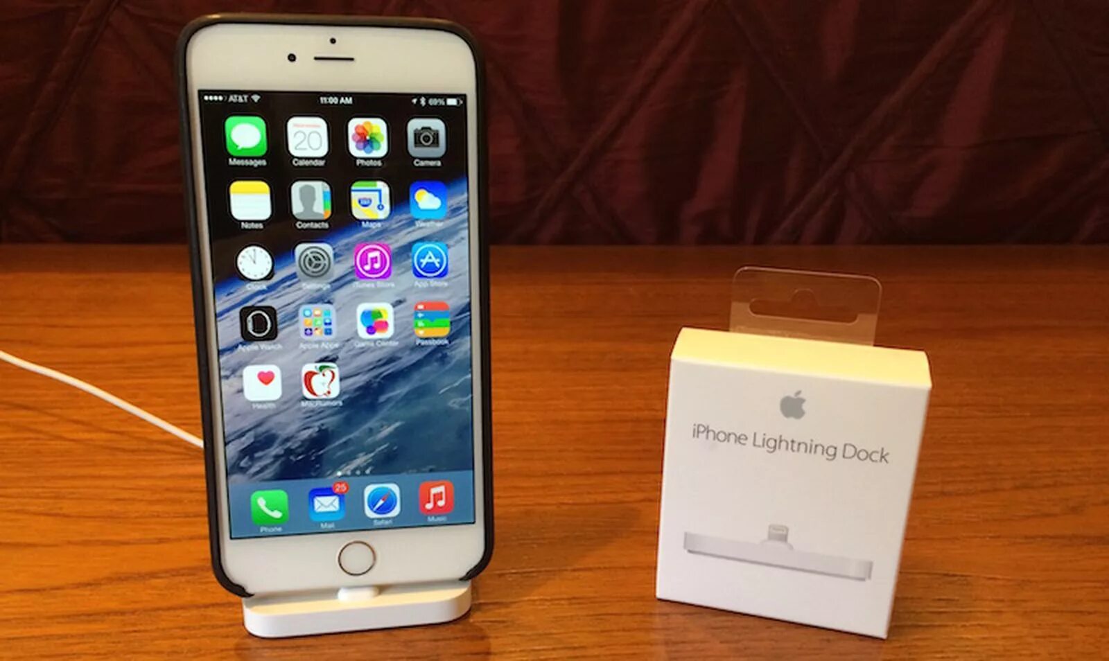 Iphone lightning. Iphone lightning dock. lightning айфон 6. lightning iphone 1. лайтинг для айфона 7.
