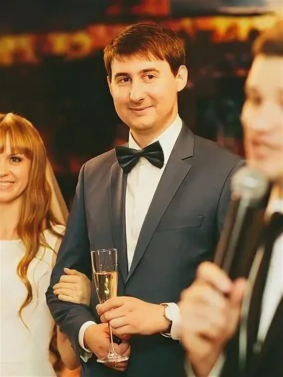 Романовский ведущий. Романовский ведущий. Актер романовский саратовская. Романовский ведущий. Романовский ведущий.