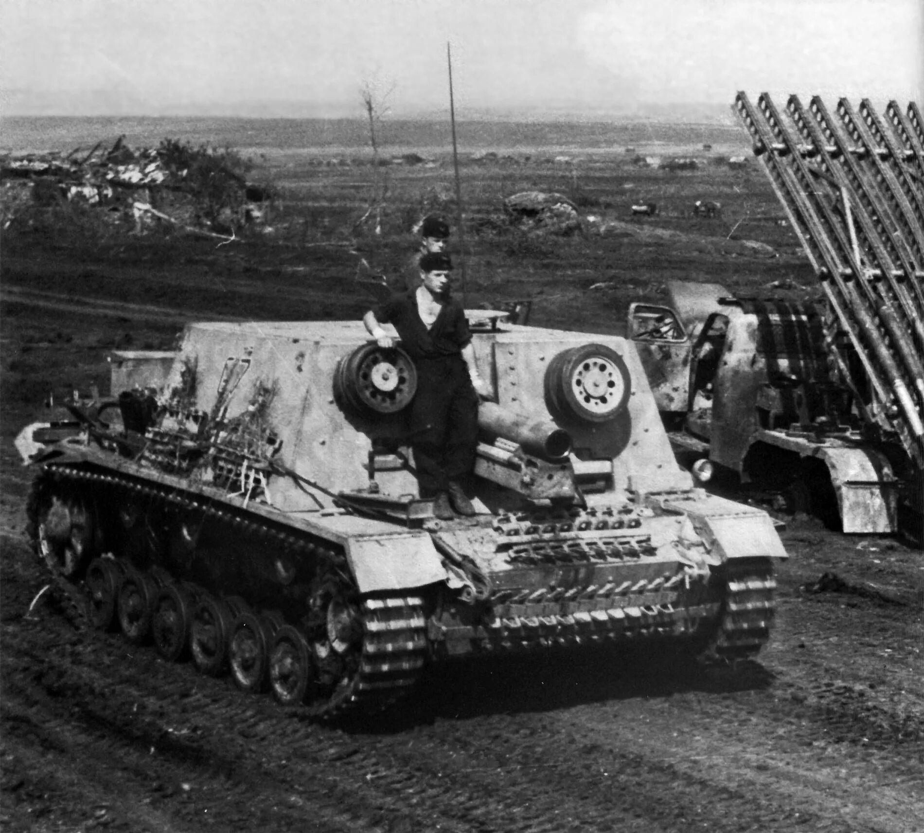 Немецкие танки 1943 года. Штурмовое орудие STUG 33b. Танки вермахта 1941-1945. Штуг 33в. Штурмовое пехотное орудие STUG 33 В.