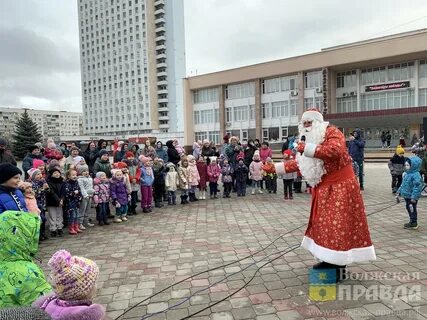 Новогодние праздники волжский