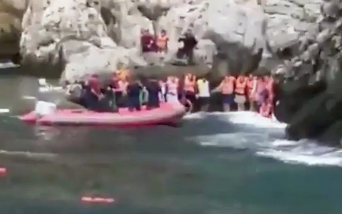 Крушение катера в Турции. Русский турист утонул в Турции. Кораблекрушение в Турции с туристами Алания. Утонувшие туристы