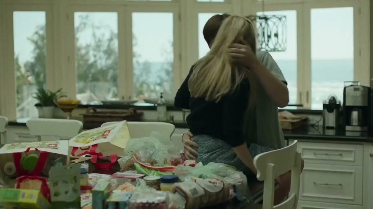 Ложь девушек 2025. Сериал с николь кидман и риз уизерспун. риз уизерспун большая маленькая ложь. большая маленькая ложь сцены с николь кидман. big little lies николь кидман и александр скарсгард.