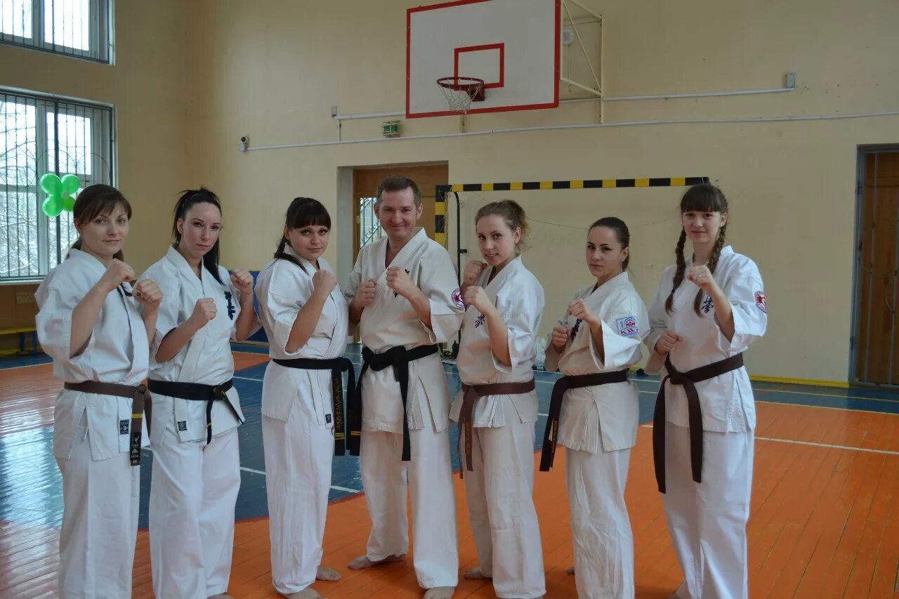 Сакура тамбов карате. Сакура карате. Сакура карате екатеринбург. Белгород сакуры соревнования между своими клубами показать. Эдуард зайцев тамбов каратэ.