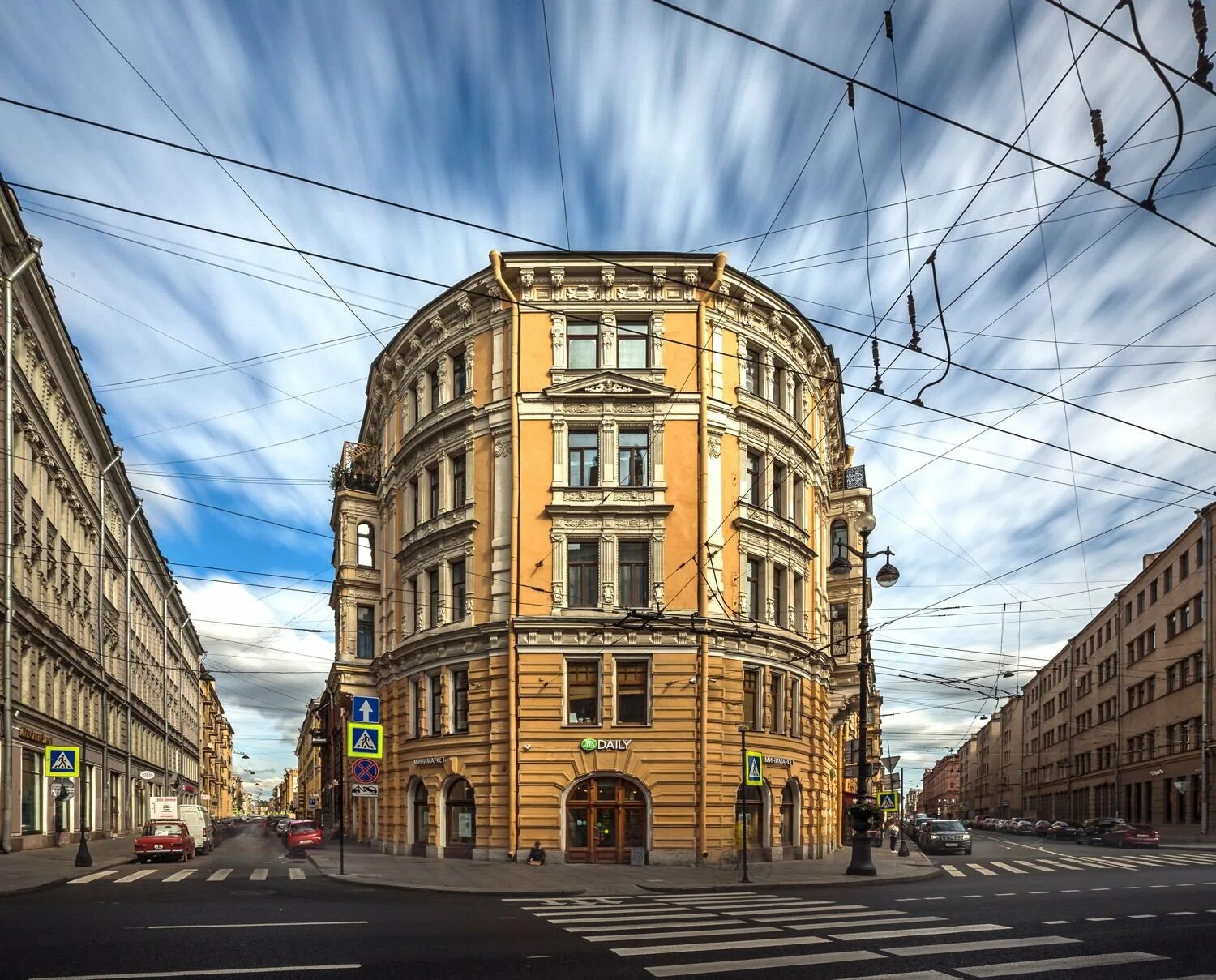 Поврежденный дом в санкт петербурге. Проспект Бакунина Санкт-Петербург. Пр Бакунина 2 Санкт-Петербург.