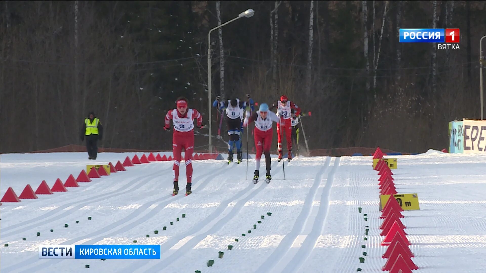 Новости лыжного спорта. Лыжник. Медаль за лыжные гонки. Российские лыжники. Лыжная гонка.