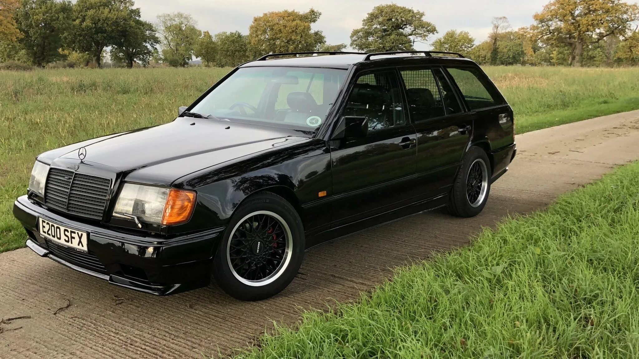 Мерседес w124 e500 брабус. 124 литра. Mercedes benz w124 e500. 124 литра. 124 литра.