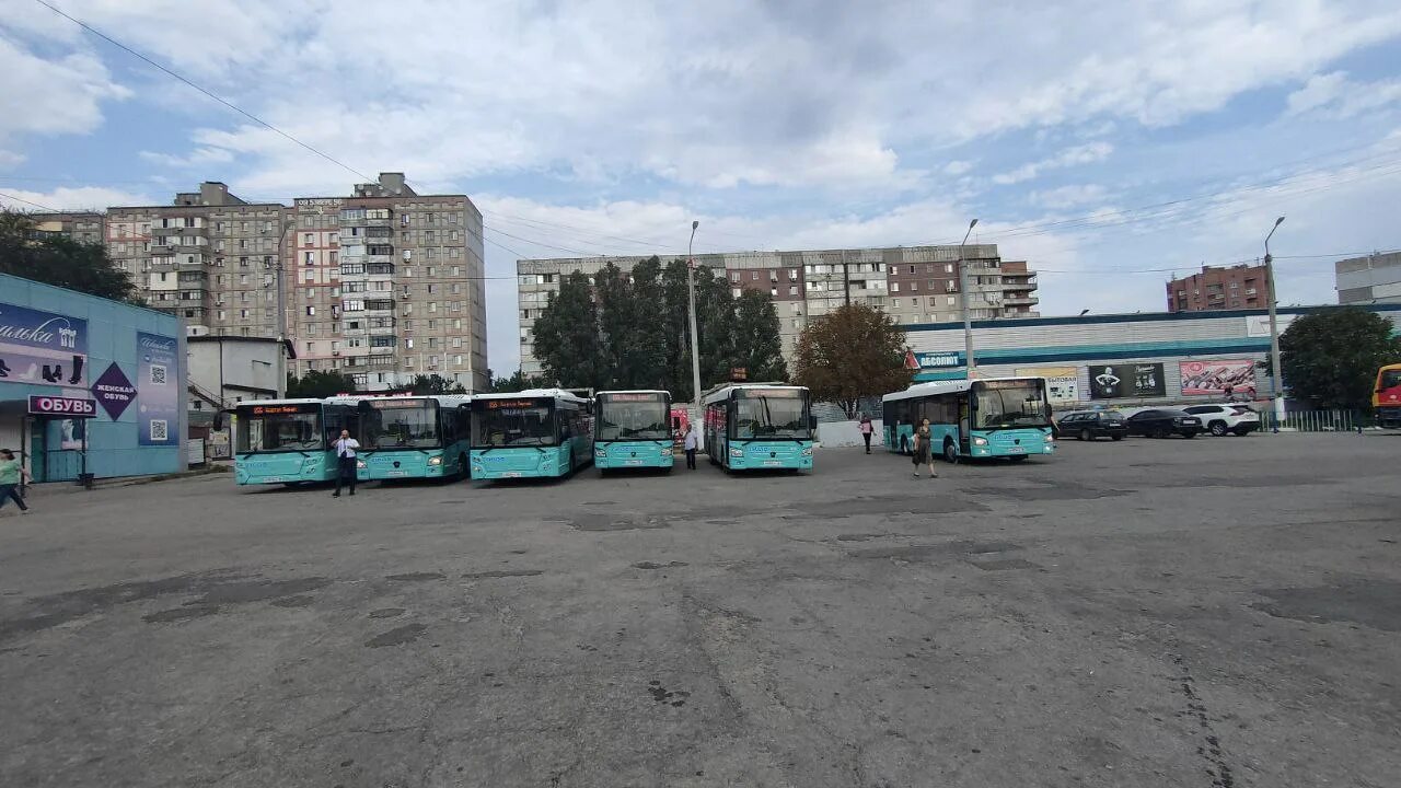 Остановка 76. Луганский автобус. Луганский Автобусный парк. Автобусы Луганска. Тройка Луганск.