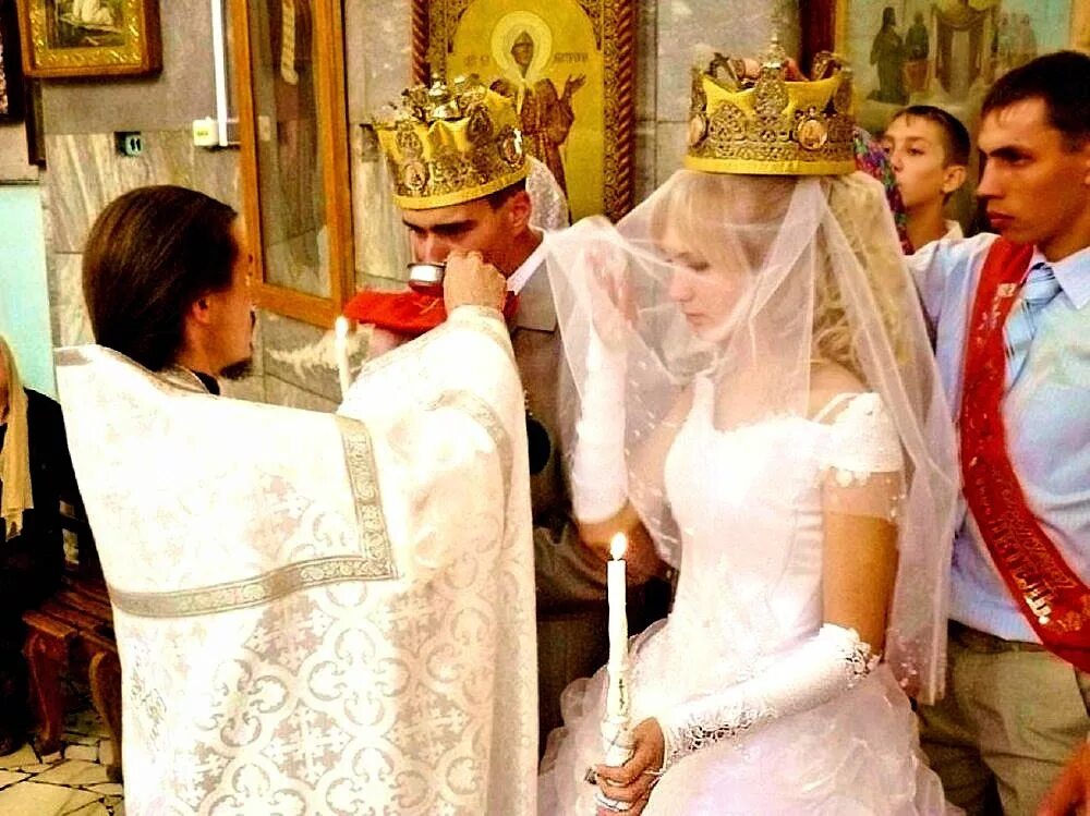 Венчание. Православное венчание. Таинство венчания. Венчание в храме.