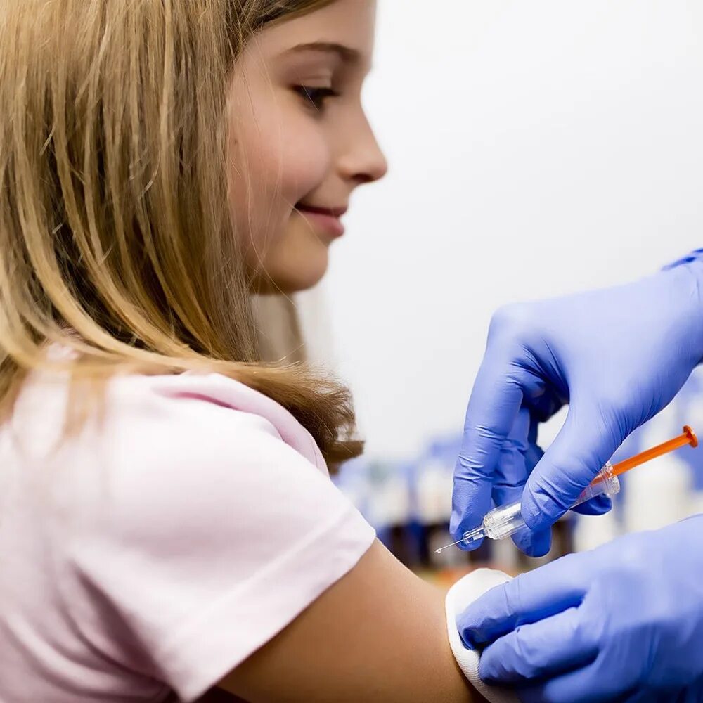 Развивающиеся вакцины. Вакцинация. Вакцинация детей. Вакцинация картинки. Вакцинопрофилактика.