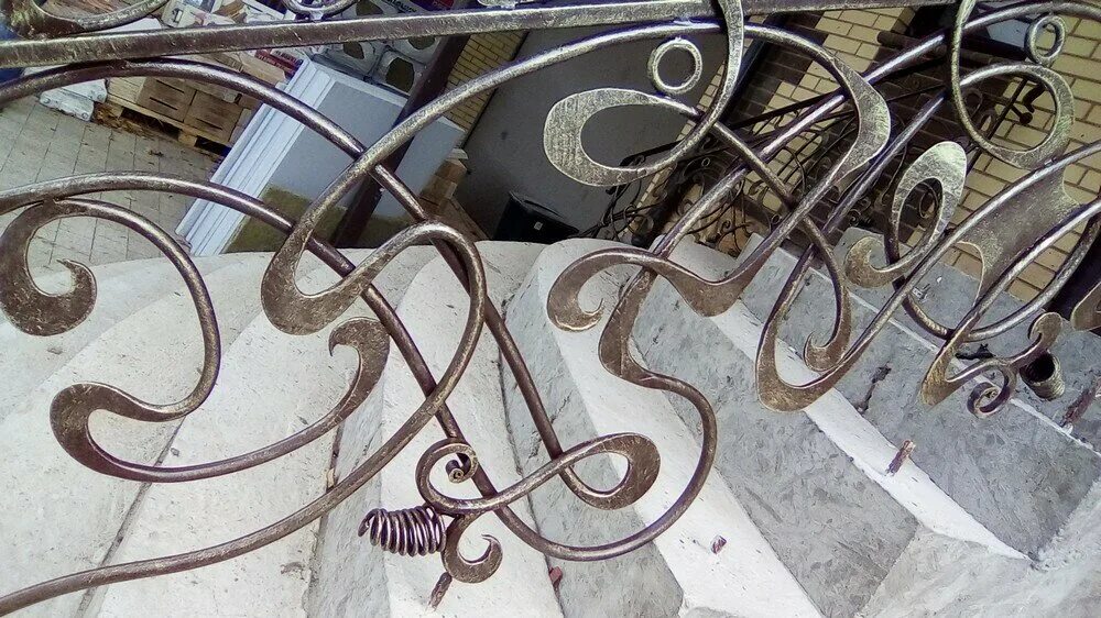 Необычные кованые изделия. Изделия из ковки. Кованый исключение. Кованые шедевры. Кованый исключение.