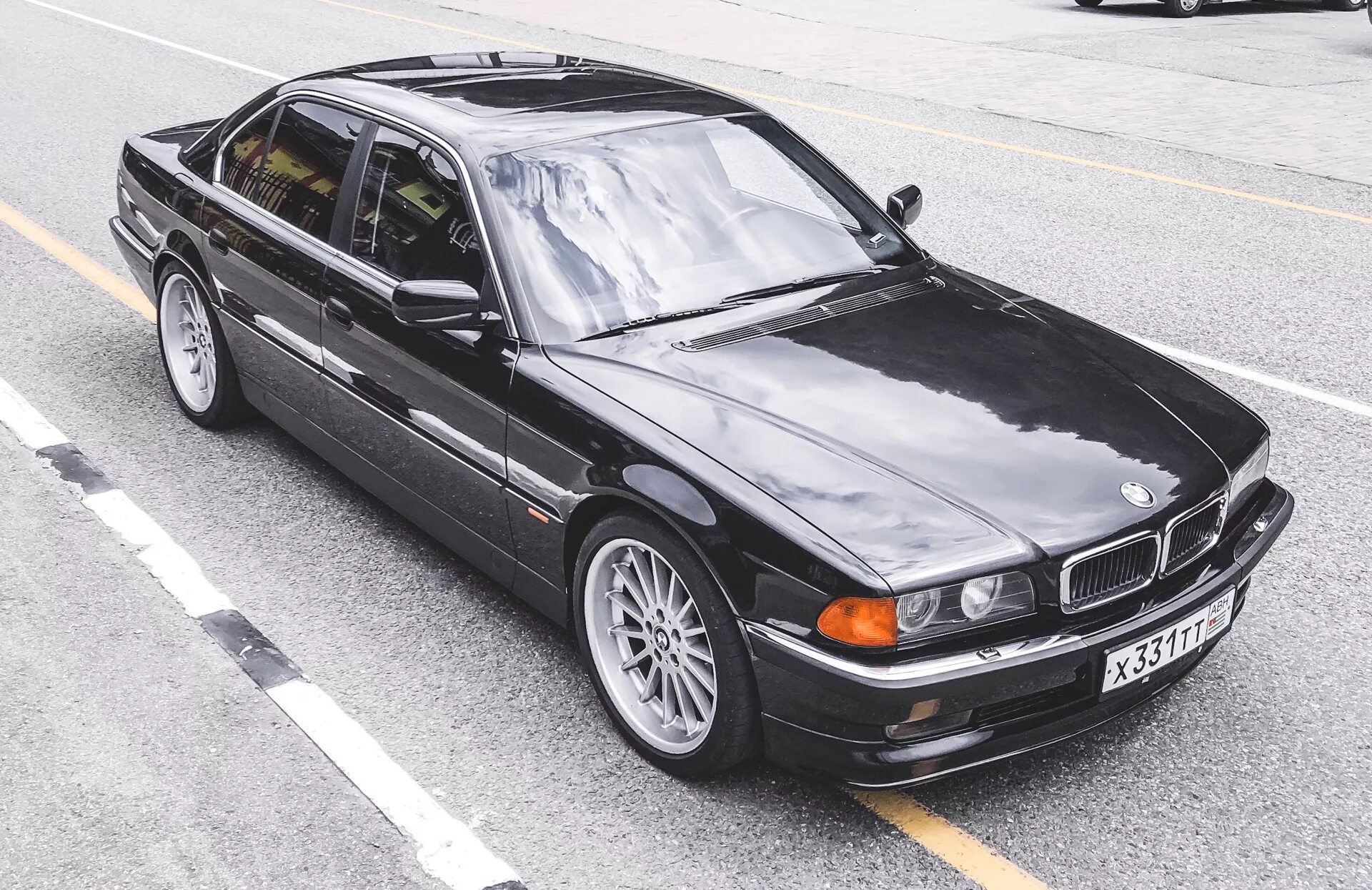 От 1 июля 1994 г. BMW 740 1994. BMW 7 1994. BMW 7 Series 1994. БМВ 740 1994 года.