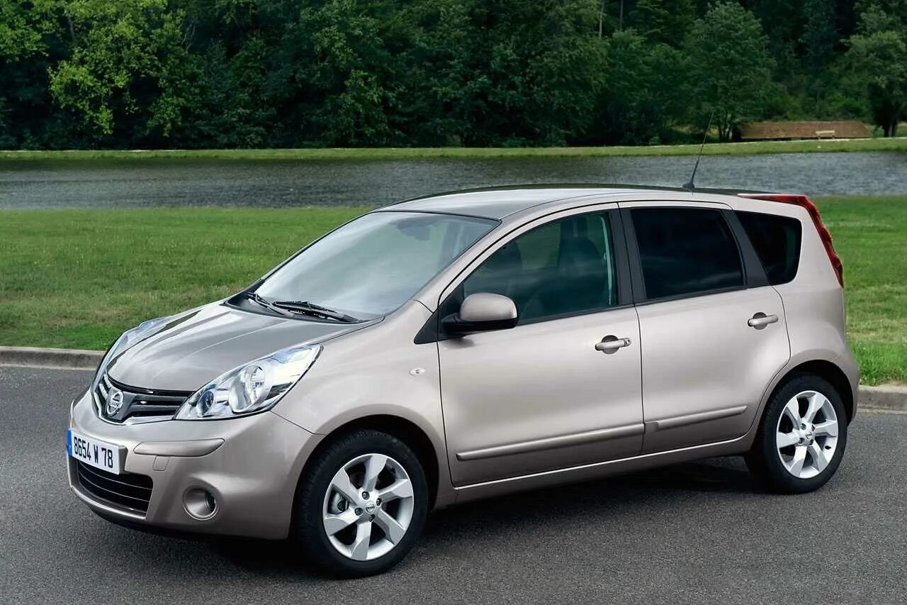 Nissan Note 2009. Nissan Note e11. Nissan Note e11 1.6. Nissan Note e11 2012. Ниссан нот 4